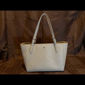 🔘 Tory Burch Shoulder Bag 🔘